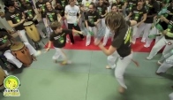 Capoeira Paris  Vamos Play this Brazilian Game