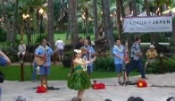 Hula dancet Royal Hawaiian