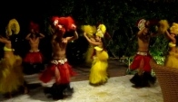 Polynasian dance in borabora island