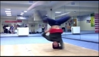 Tryx doin' Headspin Variation - Headspin dance