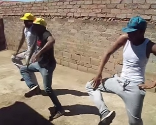 Hlokoloza dance
